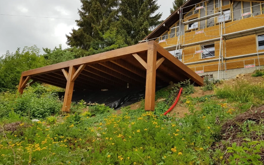 Une entreprise de toiture présente dans tout le Tessin