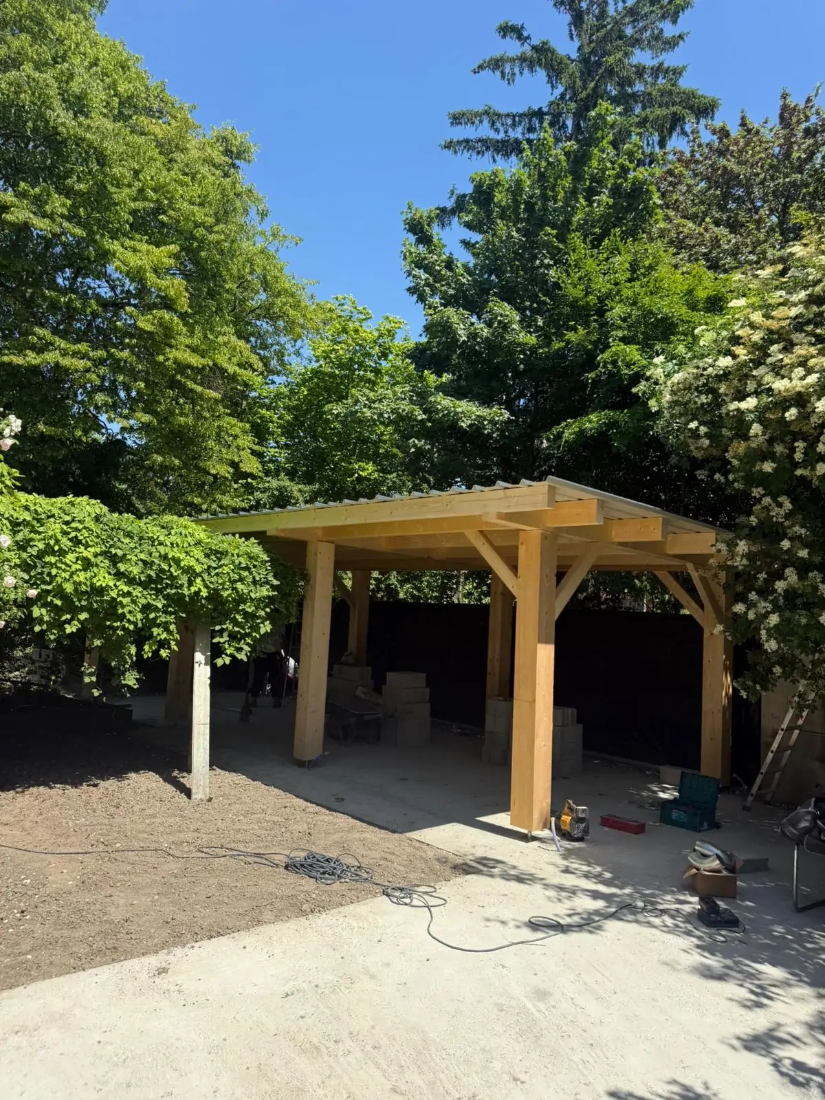 realisation-carport-charpente-bois-bac-acier-geneve-sft-swiss